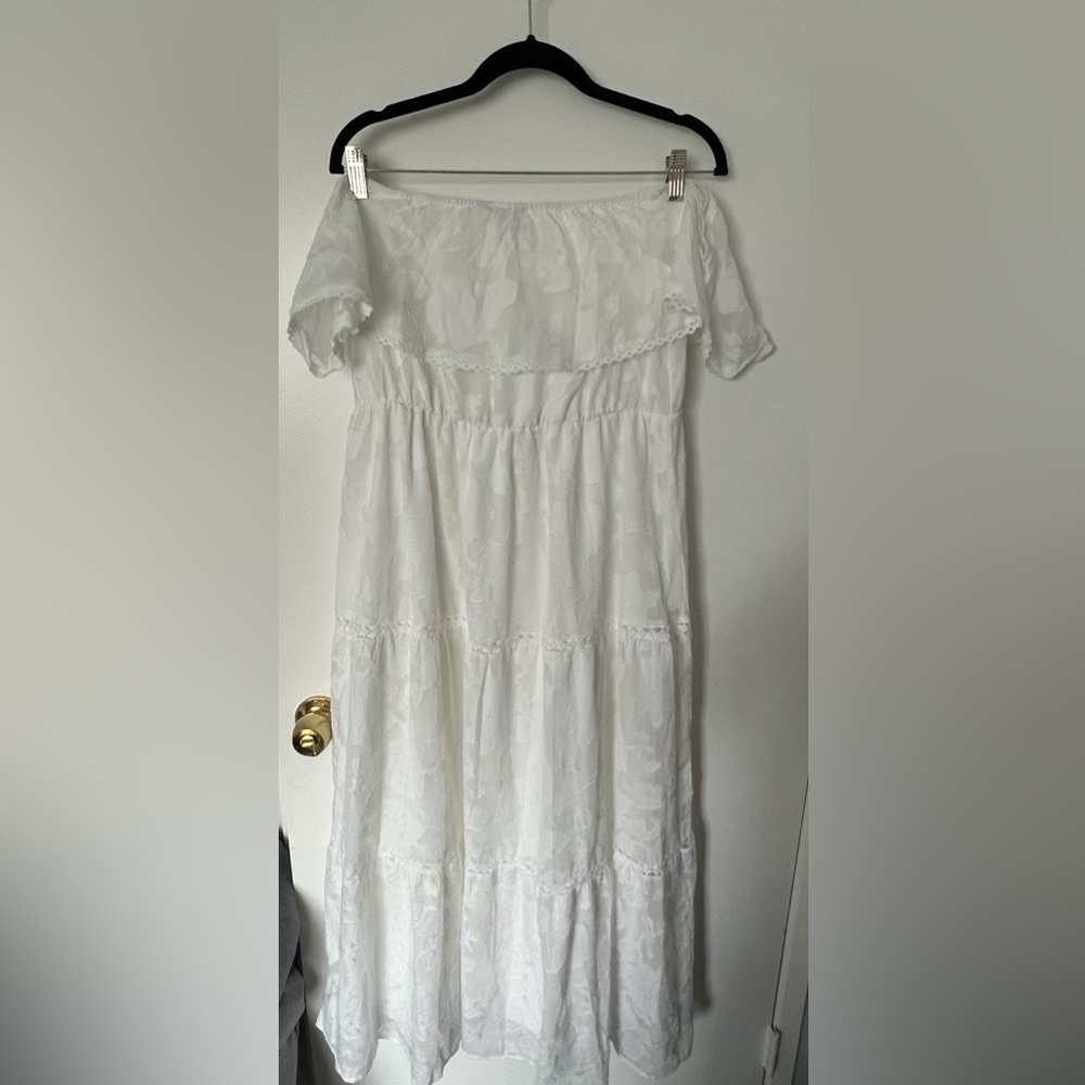 White maxi dress